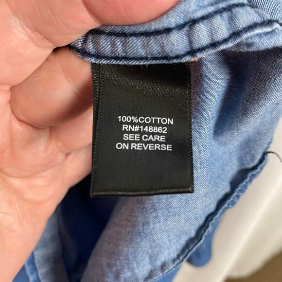 Torrid Denim Blue Button Up Shirt Sz.3 - Picture 14 of 16